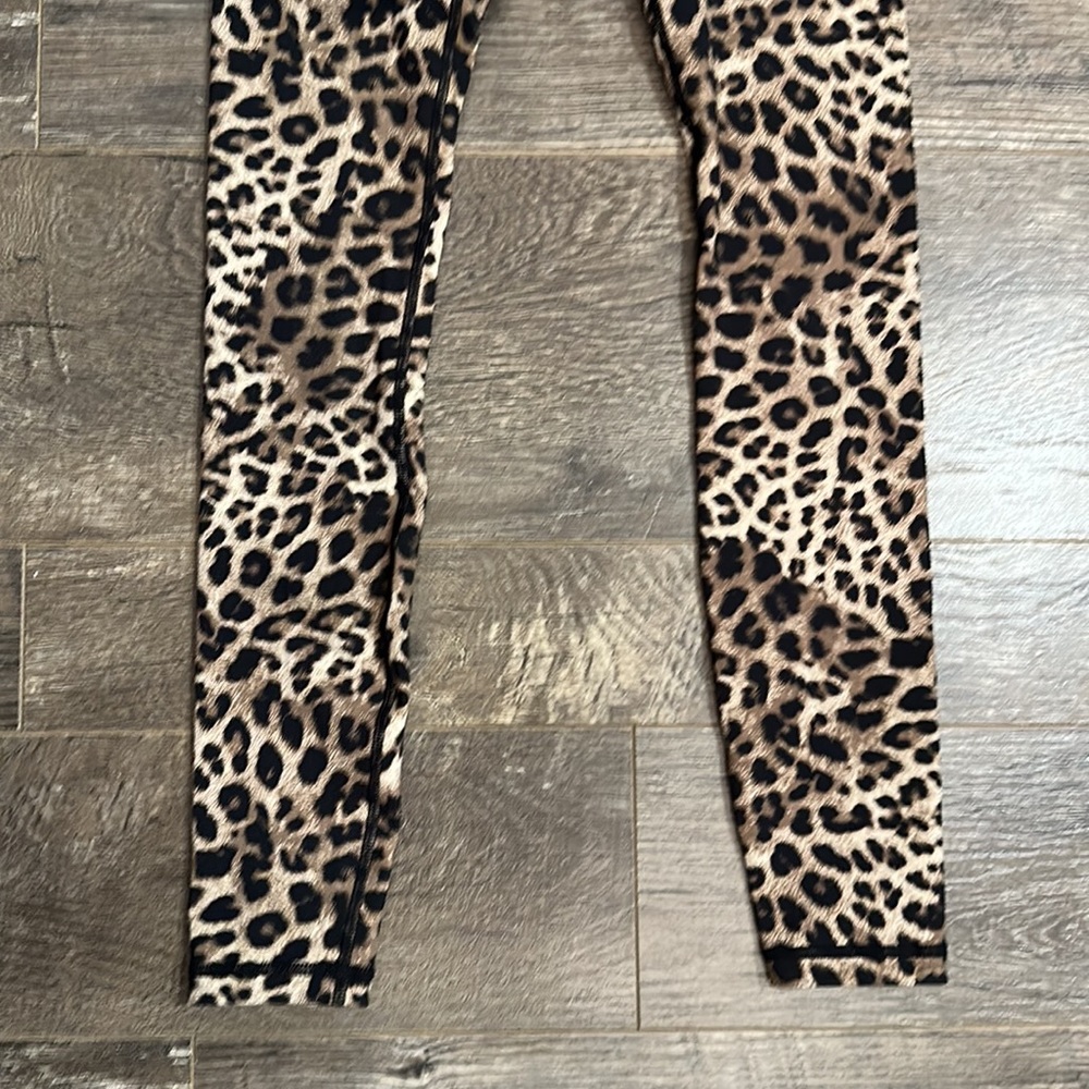 Spiritual Gangster Leopard Leggings XS - Picture 4 of 12